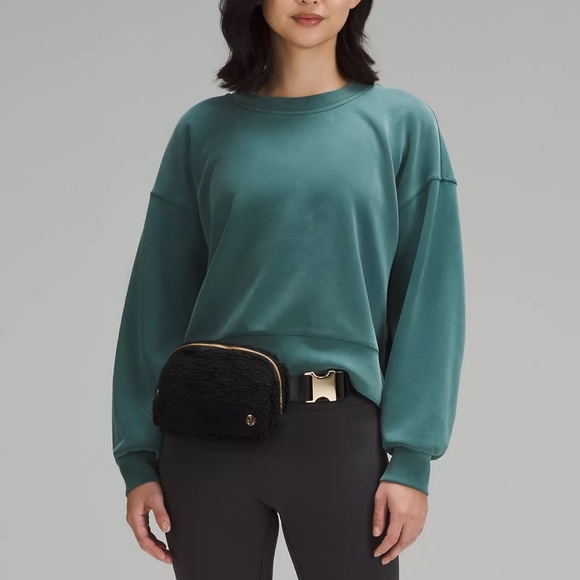 Lululemon Everywhere Belt Bag 1L Fleece - Picture 10 of 10